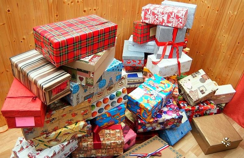 Nagyszabású karácsonyi adományosztás a Székesfehérvári Szociális Alapítvány segítségével