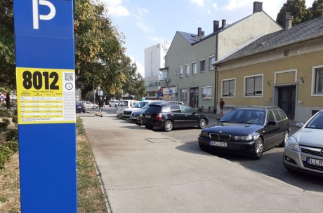 Nagypénteken, szombaton és hétfőn is ingyenes lesz a parkolás Fehérváron