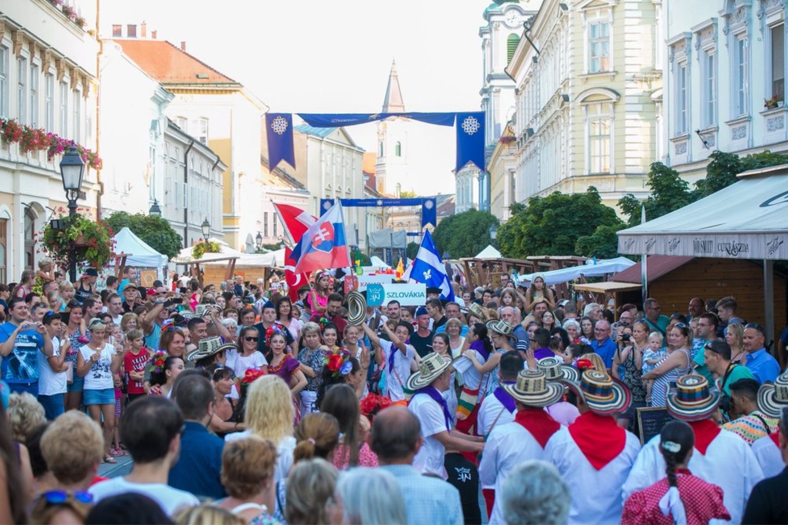 Már jelentkezhetnek a kereskedők és a vendéglátósok az idei Királyi Napokra!